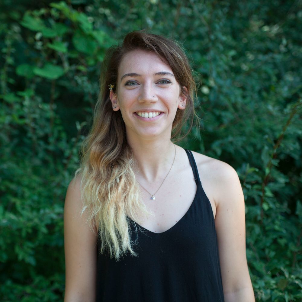 Meet your Posher, Emily