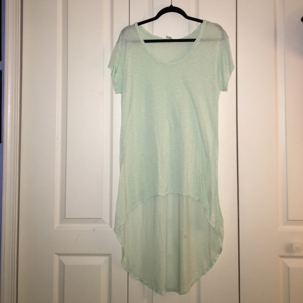 Sea foam Green Hugh to Low TShirt