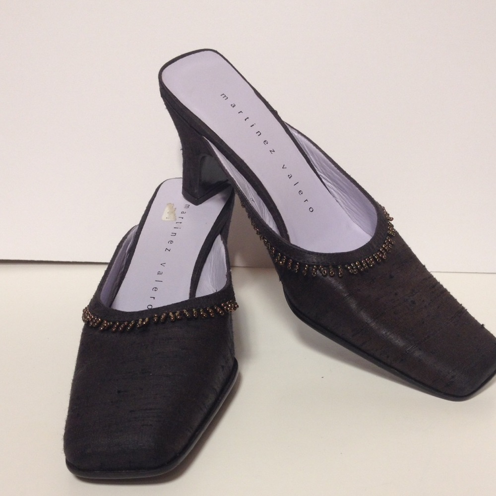 Martinez Valero heels size 5