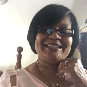 Meet your Posher, Norma
