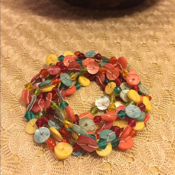 Multi Color Shell & Glass necklace. 60" - Picture 3 of 3