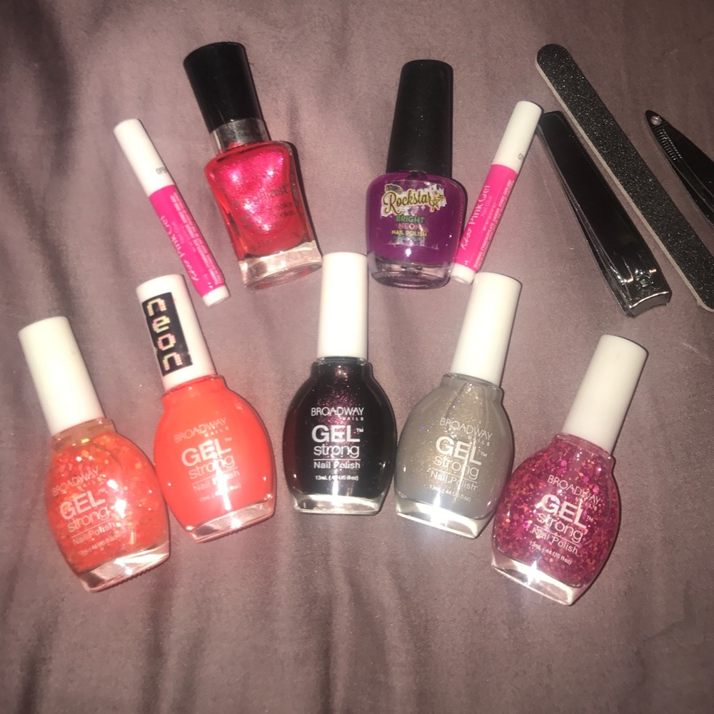 🔥Nail Bundle new or barely used🔥