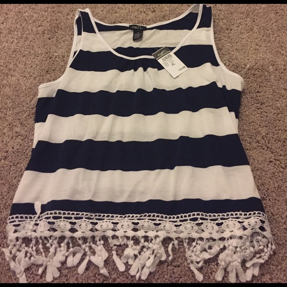 Tops - Rue21 XL crop top