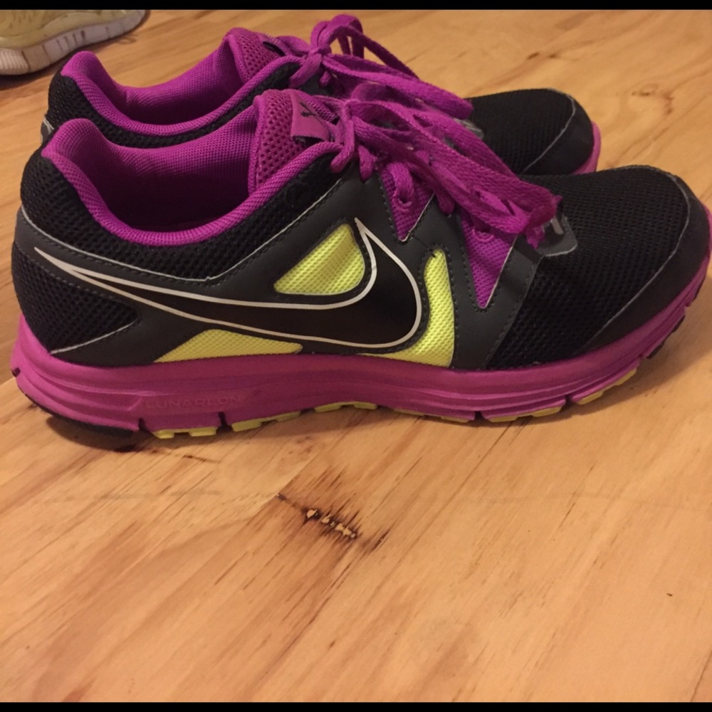 Nike sneakers SOLD