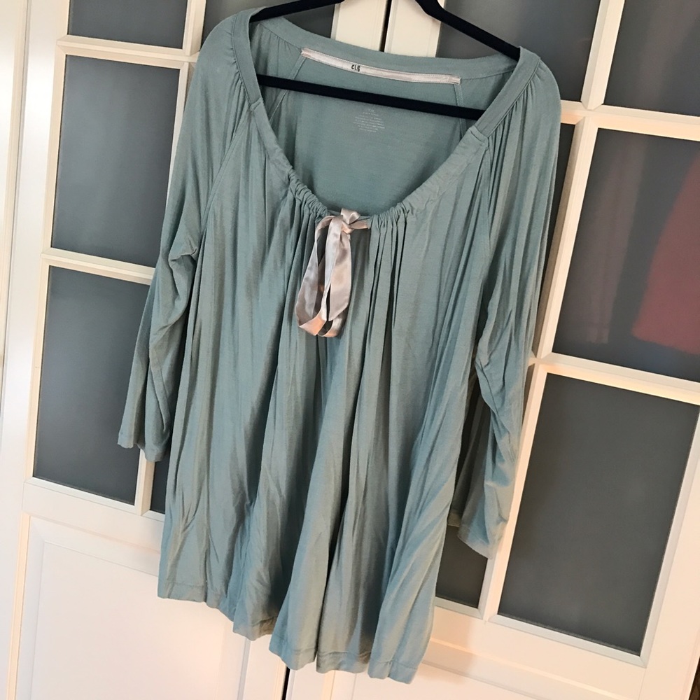 Maternity: Liz Lange Blouse with Bow - EUC