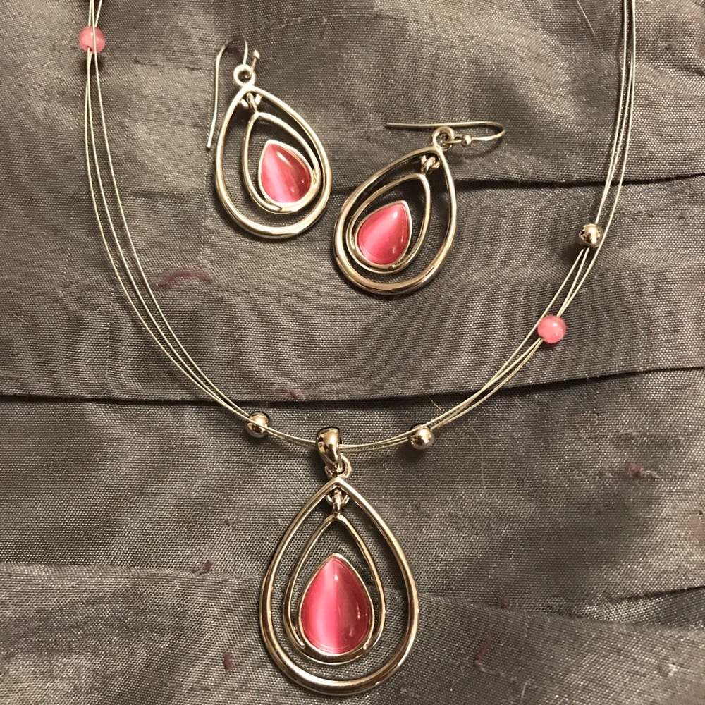 Lia Sophia Cotton Candy Necklace and Earrings