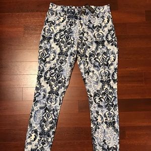 Soft Jean leggings with back pockets