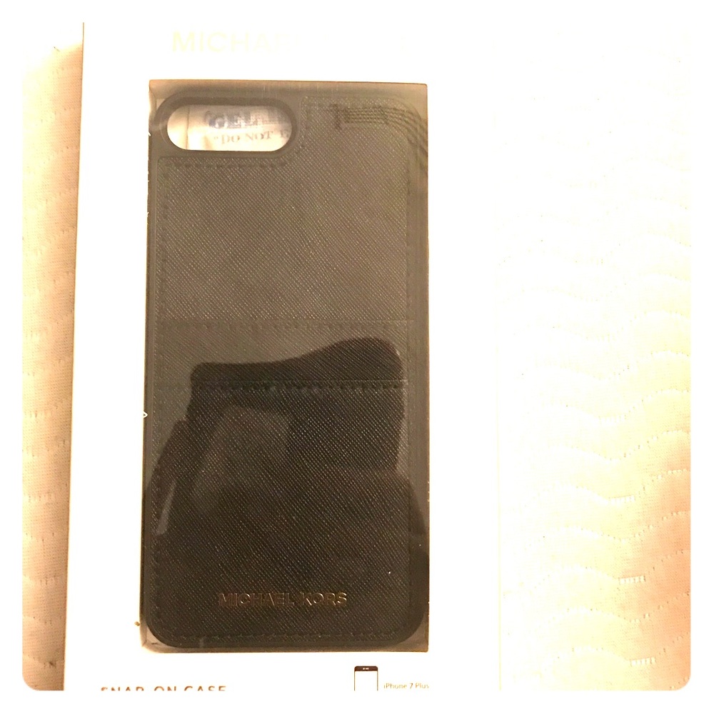 NIB NWT Michael kors iPhone 7 plus wallet case
