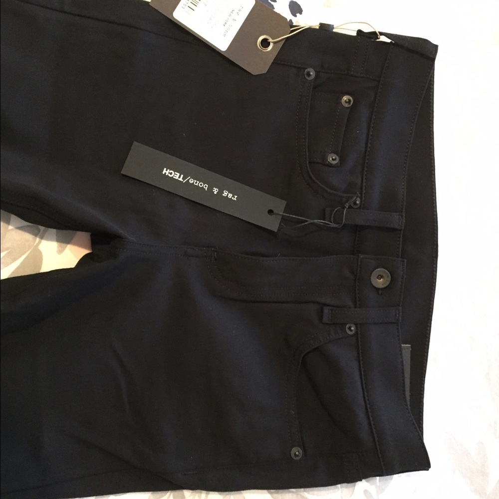 Rag & Bone 10 inch Black Skinny Jeans Size 27