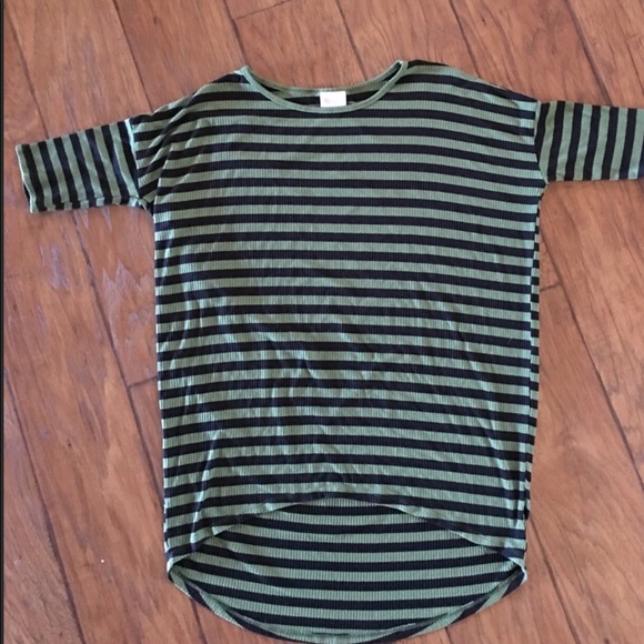 LuLaRoe Tops - Lularoe Green and Black Ribbed Irma
