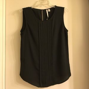 Black Sleeveless Top