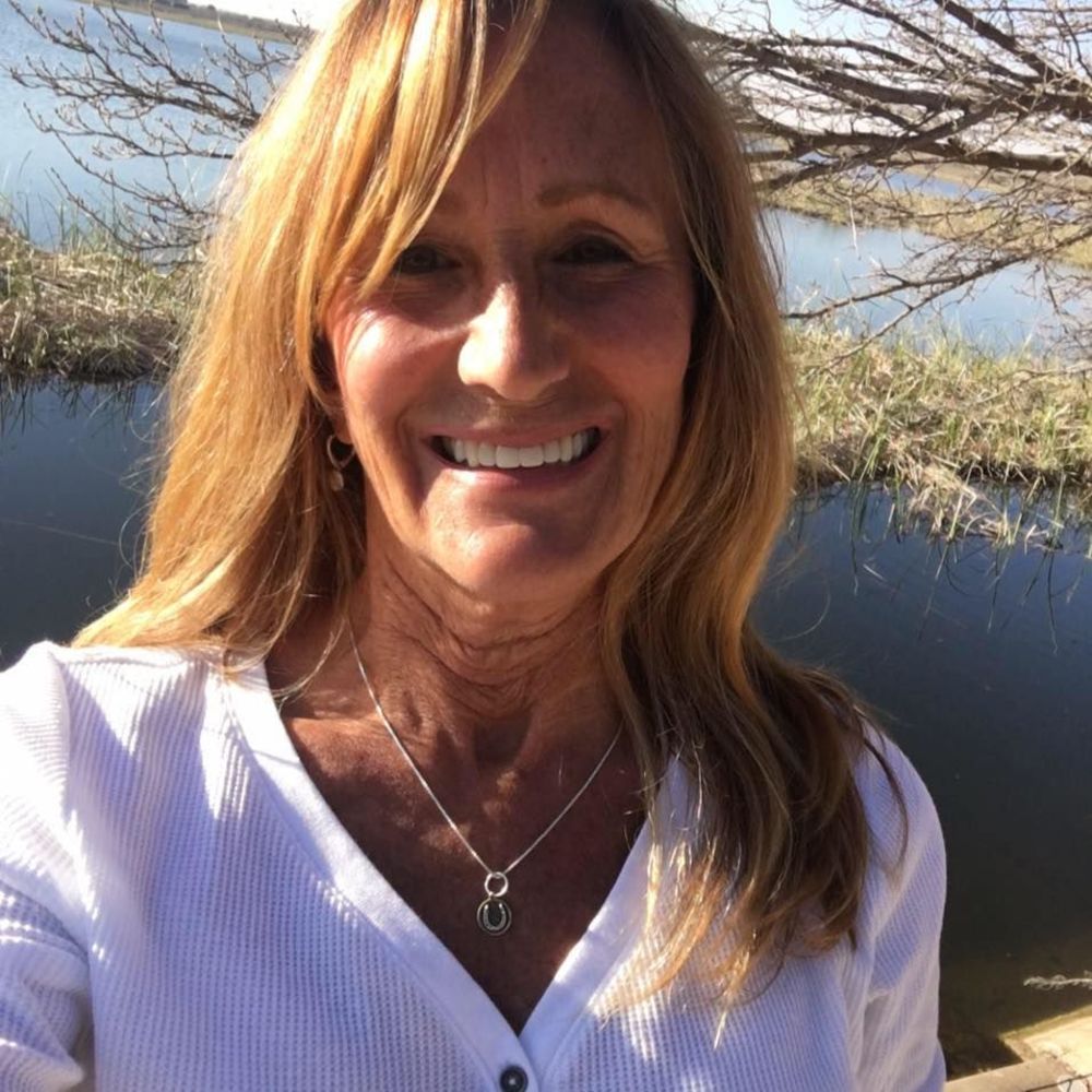 Meet your Posher, Janelle