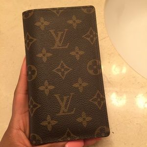 AUTHENTIC Louis Vuitton Checkbook holder