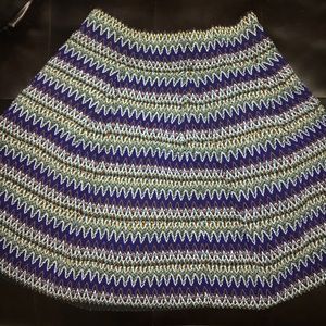 Thick threaded skirt