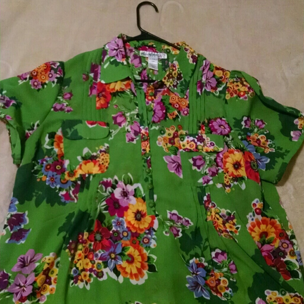 Green Floral Blouse