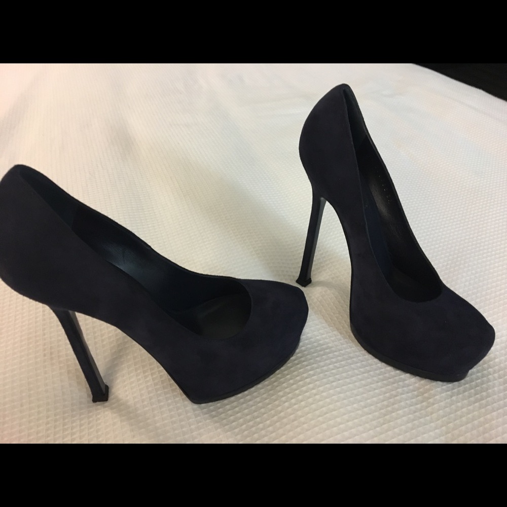 Sold$$YSL tribtoo platform pump size 37