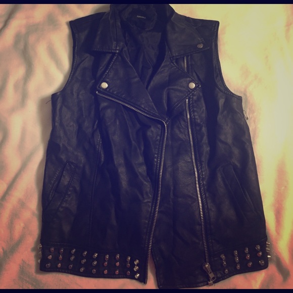 Forever 21 leather vest - Picture 1 of 4