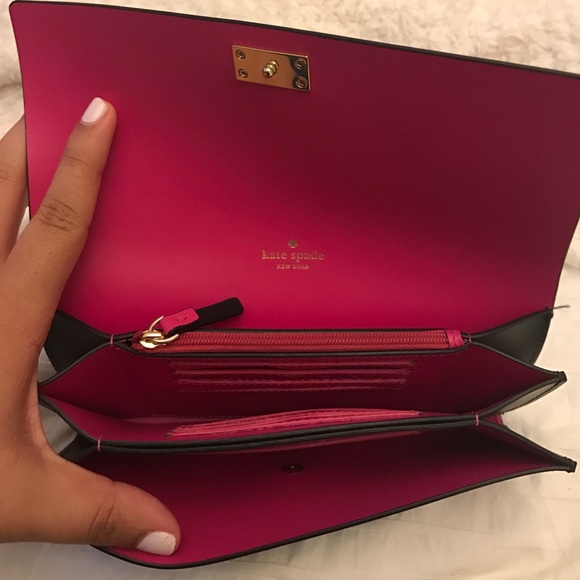 Kate Spade Wallet - Picture 3 of 4