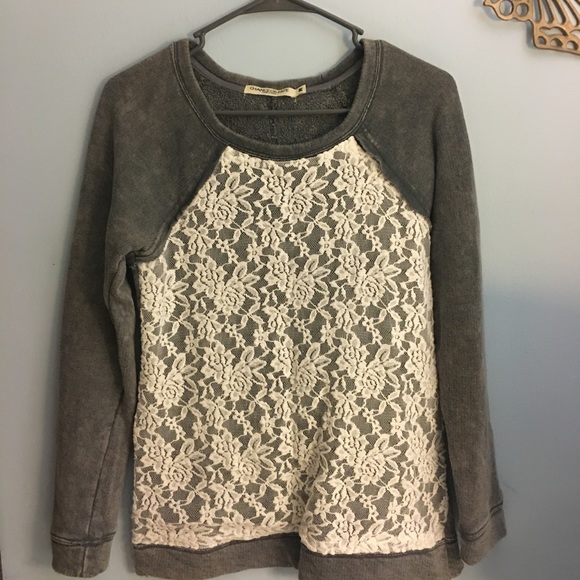 Sweater - Picture 1 of 2