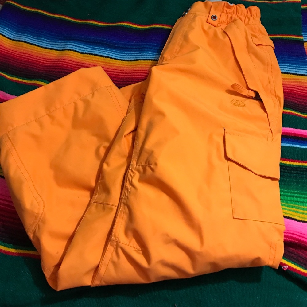 686 Snowboarding youth small pants