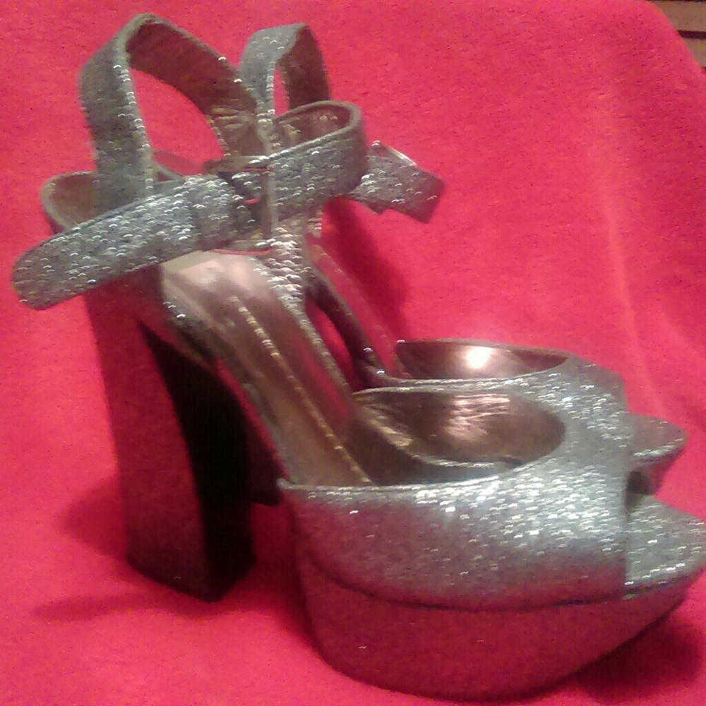Dolce vita   glittery platform's sz 9