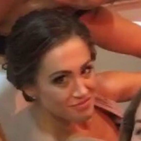 Meet your Posher, Val - Picture 2 of 3