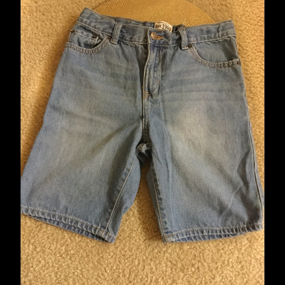 Children's Place Boys Size  8