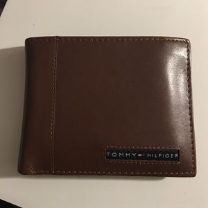 Tommy Hilfiger Wallet with Card Holder