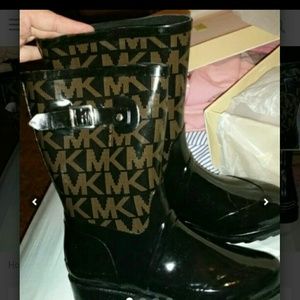 MK rainboots