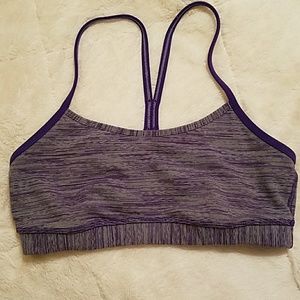 Lululemon sports bra
