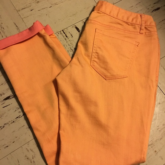 Brand new jeans! - Picture 1 of 2