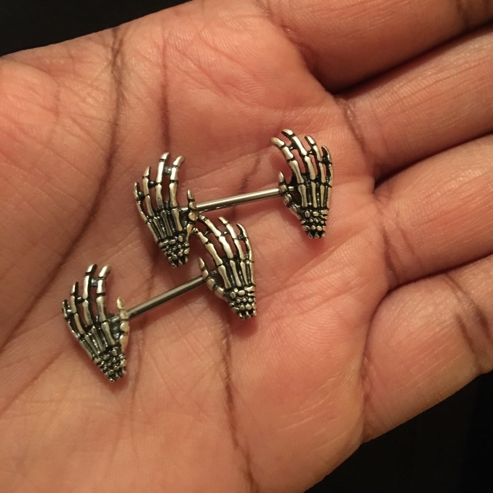 Nipple bars