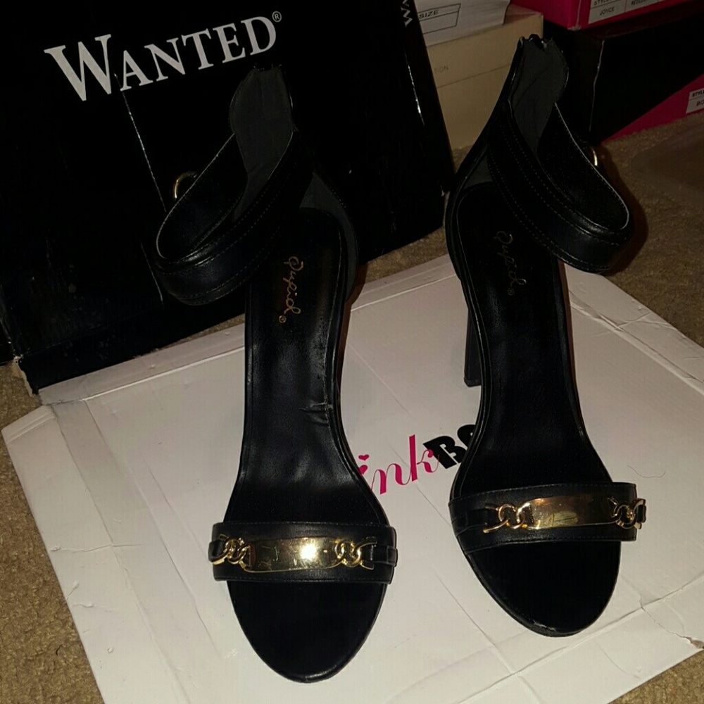 Black high heel sandals (shoe sale)