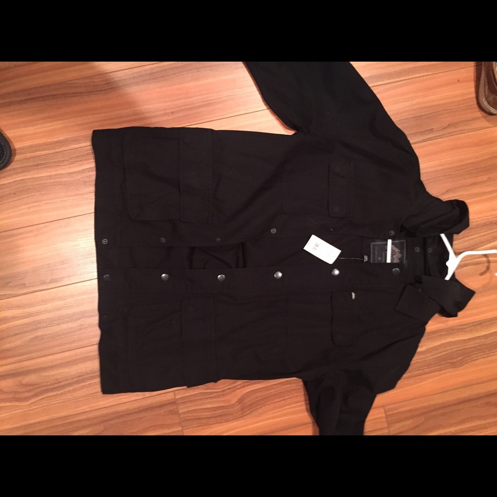 Mens large Active Cedar jacket. Black.