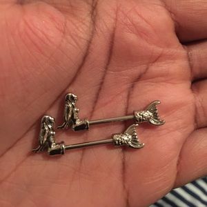 Mermaid nipple bars