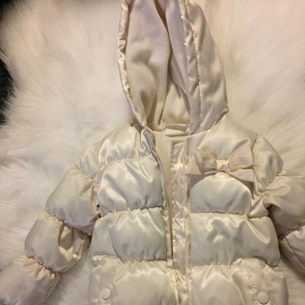 Crazy 8 cream puffer coat 2T
