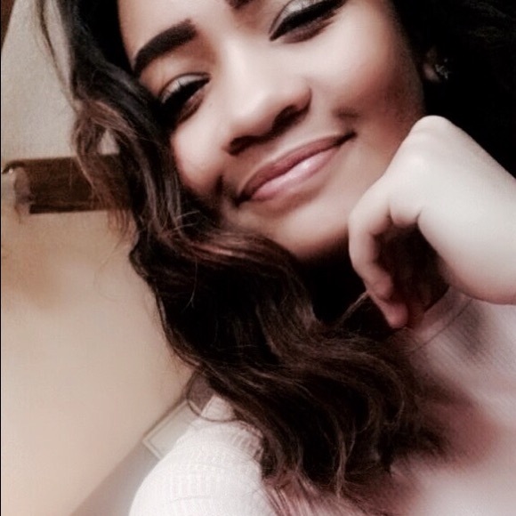 Meet your Posher, Randi - Picture 1 of 1