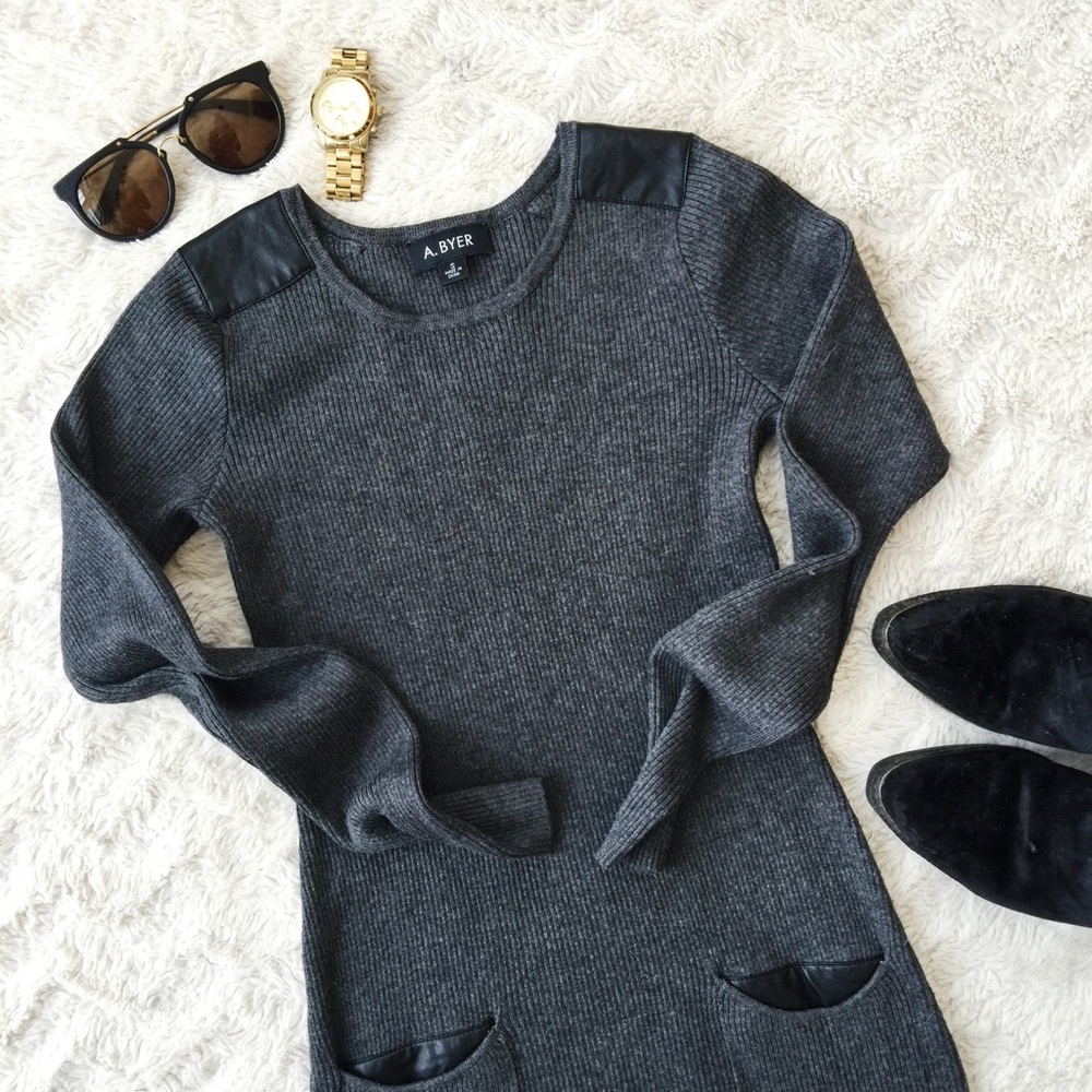 ▪️Women's Sweater dress with Faux Leather▪️ - Picture 2 of 8