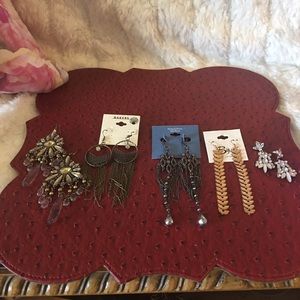 Statement pierced earrings 5 pairs
