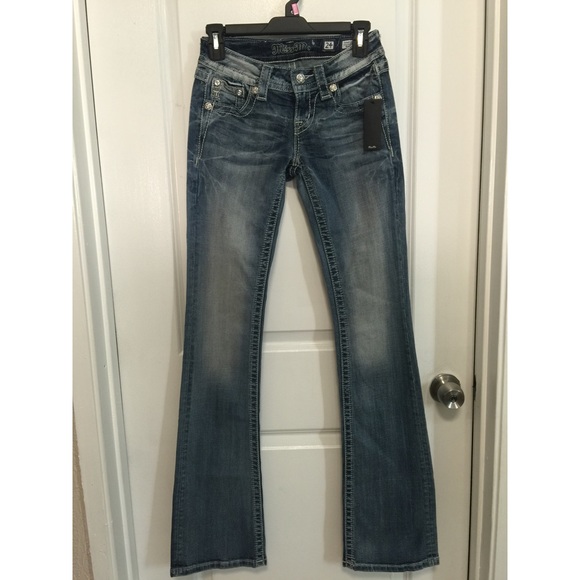 SOLD📌Miss Me Jeans Light Wash Signature Boot Cut - Picture 3 of 7