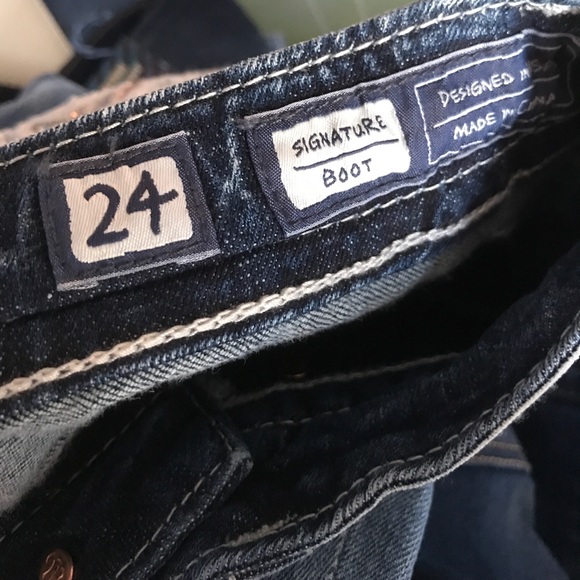 SOLD📌Miss Me Jeans Light Wash Signature Boot Cut - Picture 6 of 7