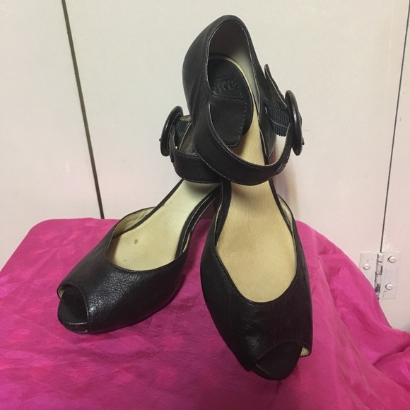 Frye Kelsey ankle strap - Picture 3 of 5