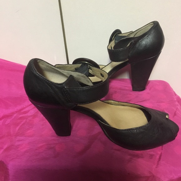 Frye Kelsey ankle strap - Picture 4 of 5