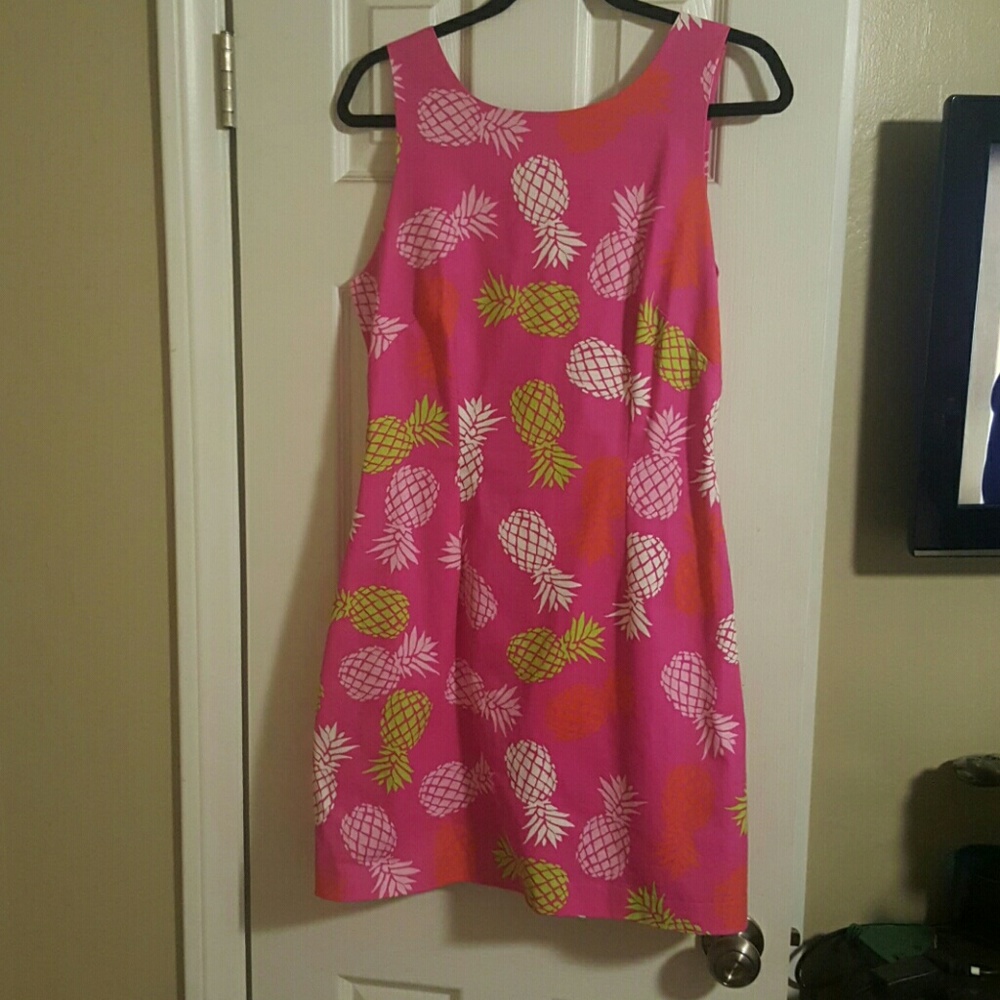 lilly pulitzer pineapply style dress
