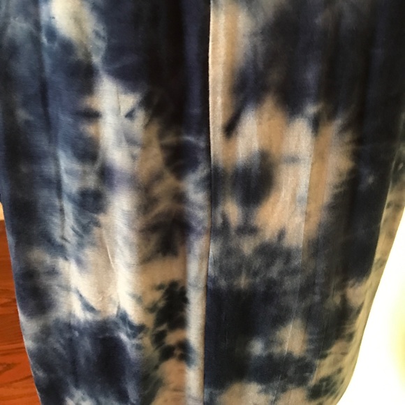 Last Chance Plus Size Tie Dye Mini - Picture 5 of 5
