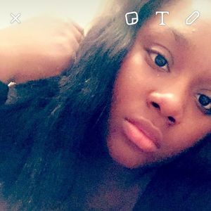 Meet your Posher, Patrishia