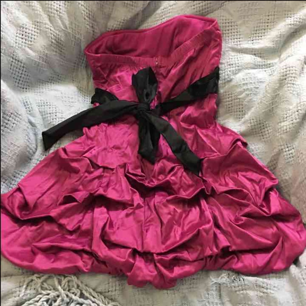 Bundle 2 dresses - Picture 2 of 4