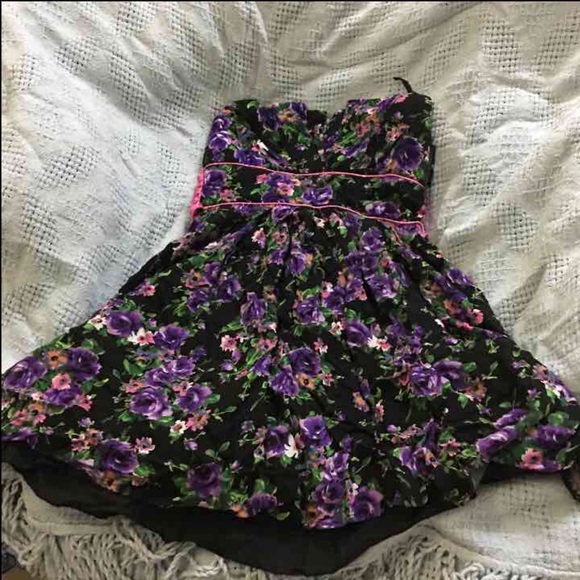 Bundle 2 dresses - Picture 3 of 4