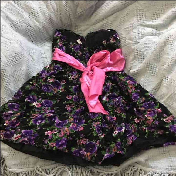 Bundle 2 dresses - Picture 4 of 4