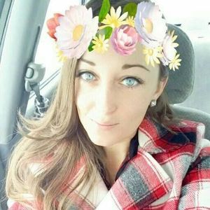 Meet your Posher, Casey